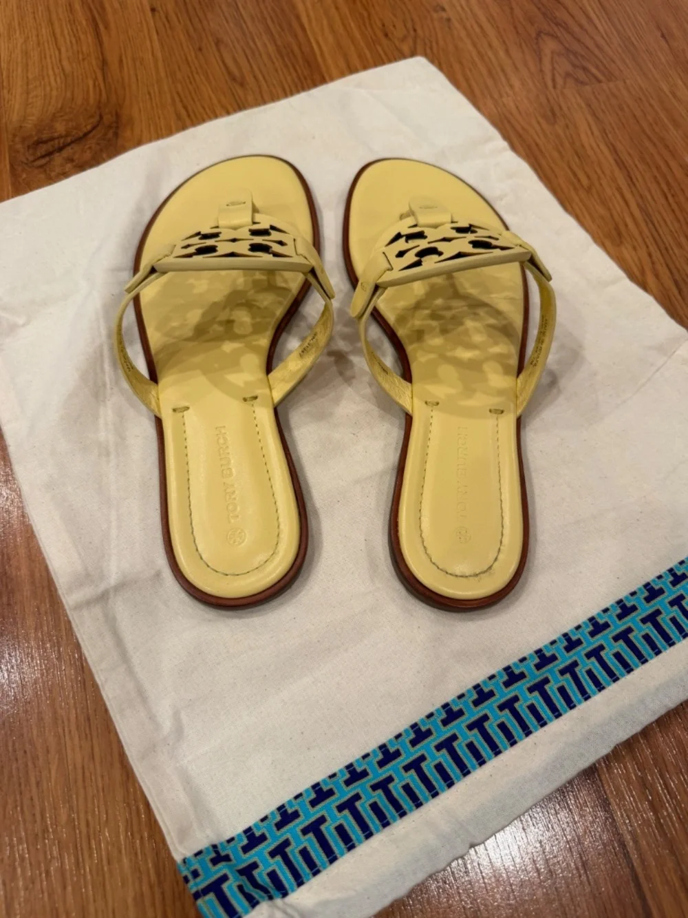 Tory Burch Miller Sandals - size 7 - Banana - pale yellow